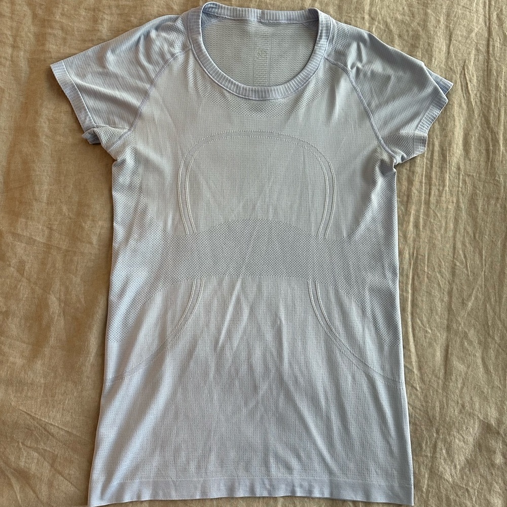 Lululemon Swiftly Short Sleeve, size 8